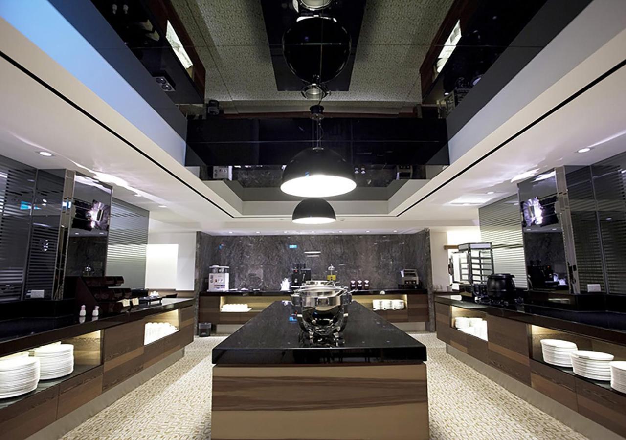 Royal Group Hotel Ho Yi Branch Kaohsiung Bagian luar foto