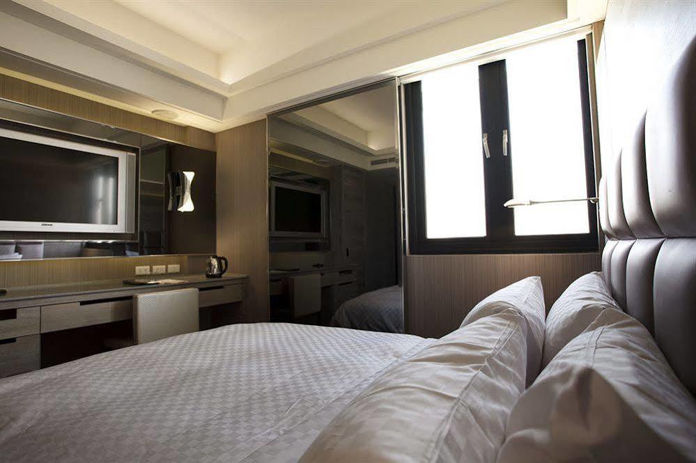 Royal Group Hotel Ho Yi Branch Kaohsiung Bagian luar foto